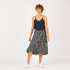 ➨ avec la jupe mi longue, restez féminine sans trop dévoiler vos jambes. Bronz Szunet Detektor Jupe Mi Longue Portefeuille Chevroletlebanon Com