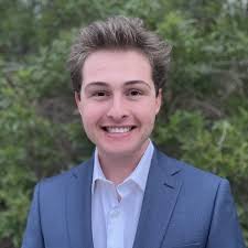 Bold Acts of Service Scholarship