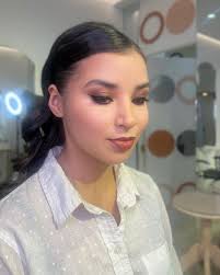 Verónica Arrieta ~ Maquilladora (@piel_canela_beautystudio) · Loja