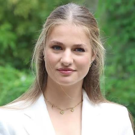 Princess Leonor Asturias (@leonor_asturias_official) • Instagram photos and videos