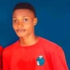 Kerry Moses's Instagram, Twitter & Facebook