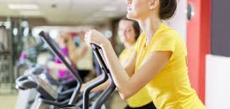 Faire monter le cardio et brûler des calories sur un tapis de course : Aller A La Salle De Sport Pour Maigrir Le Blog Anaca3 Com