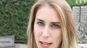 Eugenia Fiore: guarda tutti gli ultimi video (pagina 2 di 4)