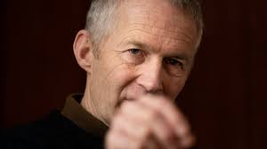 Natorp har sejlet ved OL og overlevet en knækket mast i Bermudatrekanten.  Nu er han på kollisionskurs med idrættens topboss