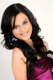 Hello kitty was born without a smile. Cut Ratu Meyriska Home Facebook
