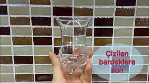 Eğer bardaklarınız kristalse kesinlikle bulaşık makinasında yıkamayın. Cizilen Bardaklar Nasil Temizlenir Matlasan Bardaklar Nasil Parlatilir Boyle Parlatmak Yok Youtube