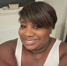 I believe Stacey has dumped TJ and listened to her Real Best Friend. That's  why TJ was scrambling to get more airtime through Eddie's phone at the  reunion. I don't believe she