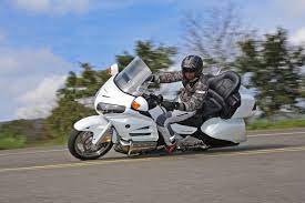 五款讓後座幸福的車款 motorcycle vehicles moto