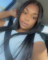 Emelia London's Instagram, Twitter & Facebook