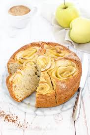 La torta rose di mele è un dolce da forno molto soffice e profumato. Torta Con Rose Di Mele Con L Impasto Leggero All Acqua