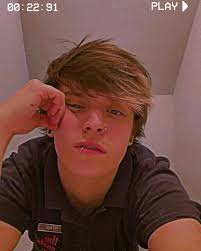 RYAN WARE (@ryanxious) • Instagram photos and videos