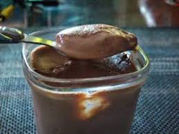Ingredients Pour 12 Pots Bien Remplis 1 L De Lait Entier 40 Cl De Creme Fleurette Entiere Recette Creme Chocolat Recette Creme Dessert Yaourtiere Recette