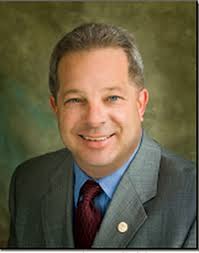 Calderone aligns with former critics to form slate