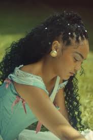 👋Coucou les candies, 🧚🏾Candice a été interviewé par la chaîne France  Info, en vous tiendra au courant pour la diffusion de l'interview,