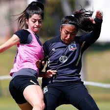 Ahora, la roja femenina sub 20, que contó con una activa de nuestras jugadoras azules, seguirá con su preparación de cara al sudamericano de la categoría con miras al mundial de nigeria 2020. Orgullo Seis Jugadoras De Colo Colo Femenino Son Nominadas A La Seleccion Chilena Dale Albo