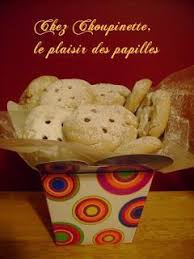 Biscuits Boutons D Or Recette Ptitchef Recette En 2020 Biscuits Recette Chocolat Vegan