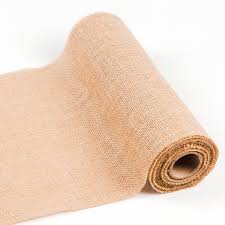 De toute beauté, on adore ce magnifique chemin de table en jute. Chemin De Table En Jute De 0 29x5m