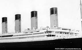 iceberg that sank titanic was 100,000
