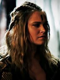 Esme Farley's Instagram, Twitter & Facebook