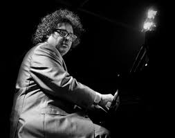 TVUNAM - Deja que Gabriel Hernández - Pianista - te... | Facebook