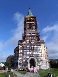 Titulnú skladbu moanin' od bobbyho timmonsa mu preložil a otextoval milan lasica. V Pliesovcach Travil Detstvo M Lasica Chcu Tu Vybudovat RozhÄ¾adnu