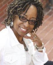 Lori Eanes's Instagram, Twitter & Facebook