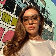 Rose Allison's Instagram, Twitter & Facebook