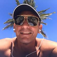 hi just a quick question is there a transfer between Kuta and Sumbawa besar  airport? thanks