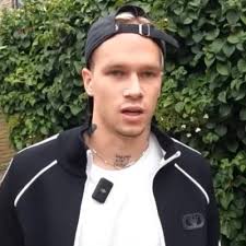 Jeremy Hecht (@Jeremy_Hecht)