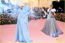 May 26, 2021 · demi rose leaves little to the imagination as she flashes underboob in a very daring cutaway dress. Zendaya Dresses As Cinderella Loses Her Glass Slipper At Met Gala 2019 Photo 4285466 2019 Met Gala Law Roach Met Gala Zendaya Pictures Just Jared