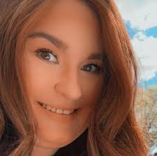 Teri Demarest's Instagram, Twitter & Facebook