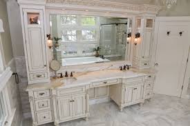Transitional mosaic tile bathroom photo in san francisco mirror with vanity light above. Bathrooms With Two Vanities Separated By Makeup Area Double Vanity Bathroom Bathroom With Makeup Vanity Master Bathroom Vanity