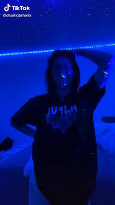 Charli D Amelio S Bedroom Passes The Vibe Check Video In 2020 Dance Music Choreography Videos Dance Choreography Videos