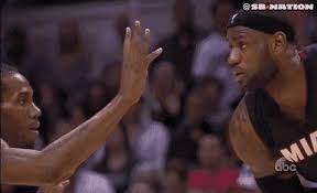 Kawhi leonard biggest hands in nba history!!! Kawhi Leonard Gif Hands Lebron Discover Share Gifs