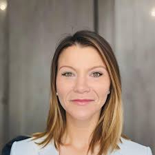 Stacey Claytor, Realtor Coldwell Banker Lenhart