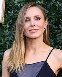 Moira Price's Instagram, Twitter & Facebook