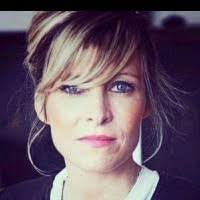 Jennifer Debauche's Instagram, Twitter & Facebook