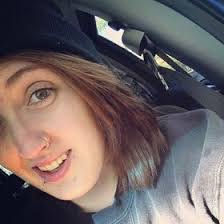 Carly Quick's Instagram, Twitter & Facebook