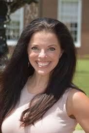 Molly Riddle's Instagram, Twitter & Facebook