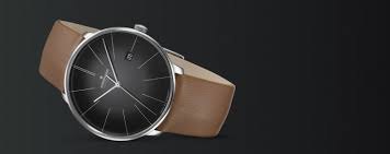 The brand does a nice line in sporty retro chronographs, too. Junghans Onlineshop