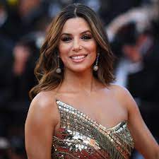 Columnist walter winchell, for one, declared, the state of texas, which looms so large on the map, looks mighty. Eva Longoria Uberrascht Mit Grauen Haaren Video Gala De