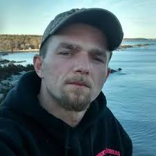 Who can re-caulk and re-paint a shower/bath and walls/ceiling in  Waterville, Maine?