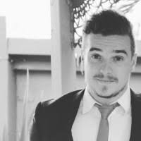 200+ perfiles de «Posthumus-»