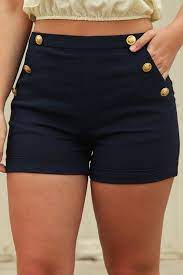 755711388f0484ede0d5e297c8e4e4ef Jpg 564 846 Yazlik Giysiler Moda Kadin Siyah Sort