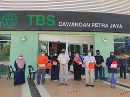 Baitulmal merupakan institusi kewangan yang bertanggungjawab untuk mentadbir cukai dan menyelenggara segala harta umum dan berfungsi sebagai tempat penyimpanan barang seperti emas dan perak. Majlis Penyerahan Bantuan Rawatan Perubatan Dan Bantuan Pendidikan Institusi Pengajian Tinggi Ipt Tabung Baitulmal Sarawak