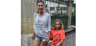 Leyla bilginel ilk kez oğlu kayra ile canlı yayında! Kitap Cikar Leyla Gider