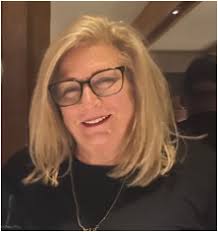 Kathy Schoonover's Instagram, Twitter & Facebook