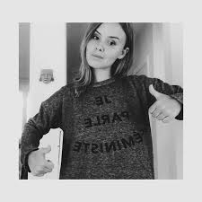 Elle est coinitiatrice, avec jacinthe veillette, de la charte québécoise pour une image corporelle saine et diversifiée. Picture Of Lea Clermont Dion