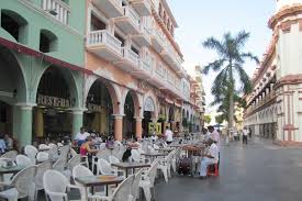 Despite its hot humid climate, veracruz is an important domestic tourist destination, particularly attractive to weekend visitors from mexico city. The Top 10 Things To Do In The Port City Of Veracruz