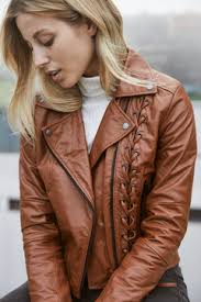 Jezabel Suela & Pretto